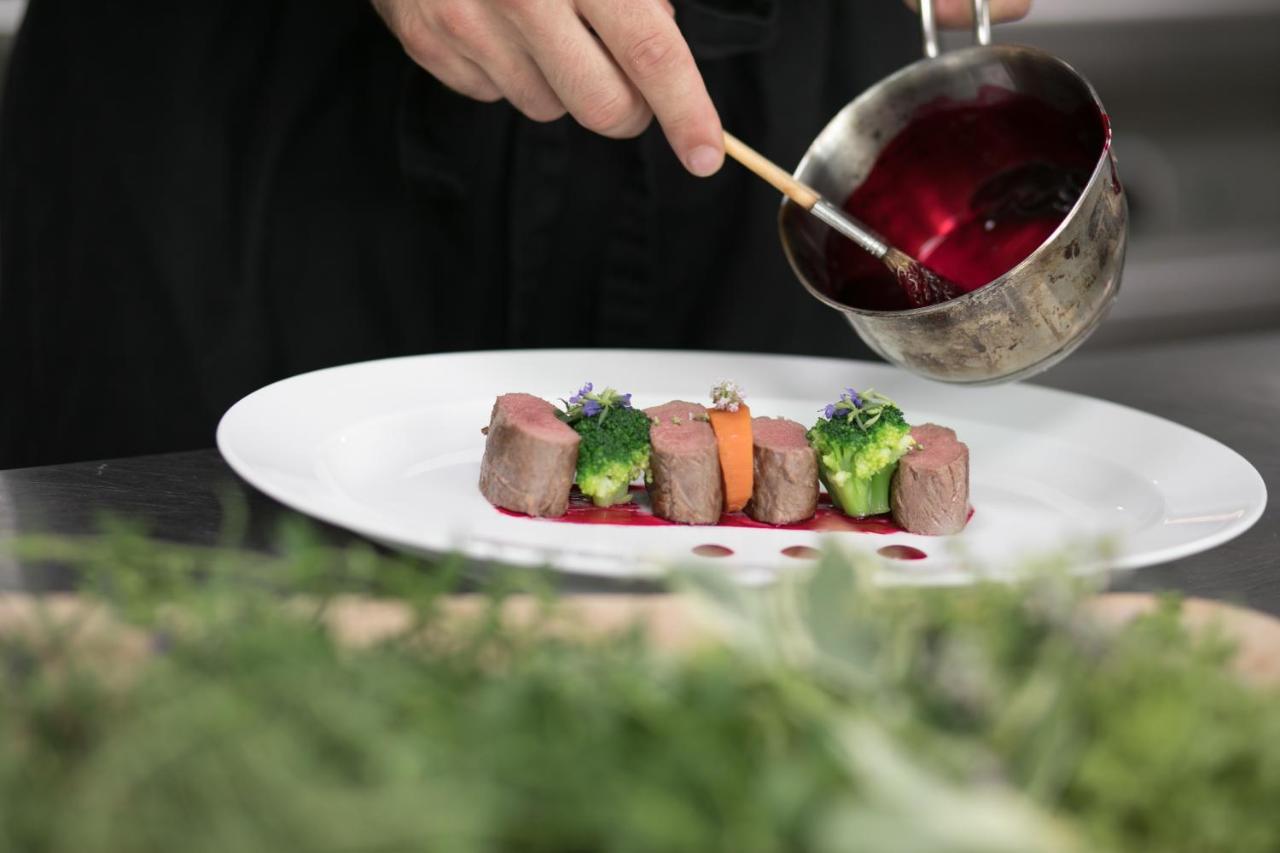 Hotel Garni - Gasthof Pillgrab Sankt Valentin Ngoại thất bức ảnh