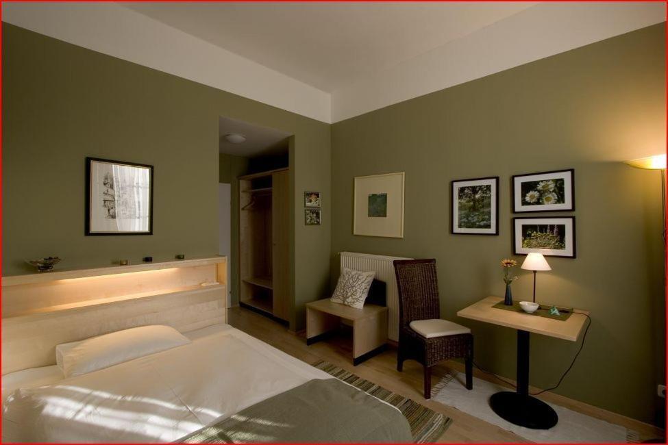 Hotel Garni - Gasthof Pillgrab Sankt Valentin Ngoại thất bức ảnh